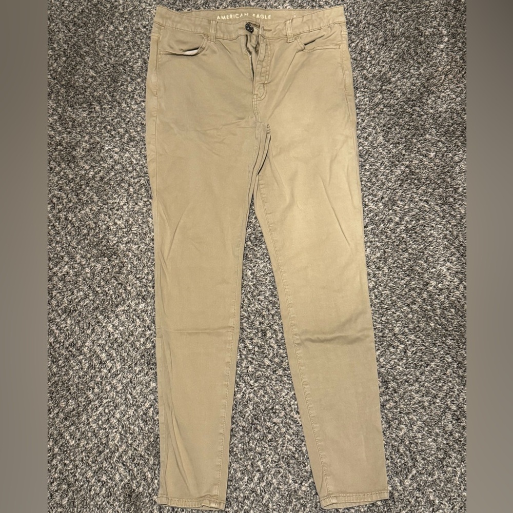 Tan American Eagle High-Rose Skinny Jean